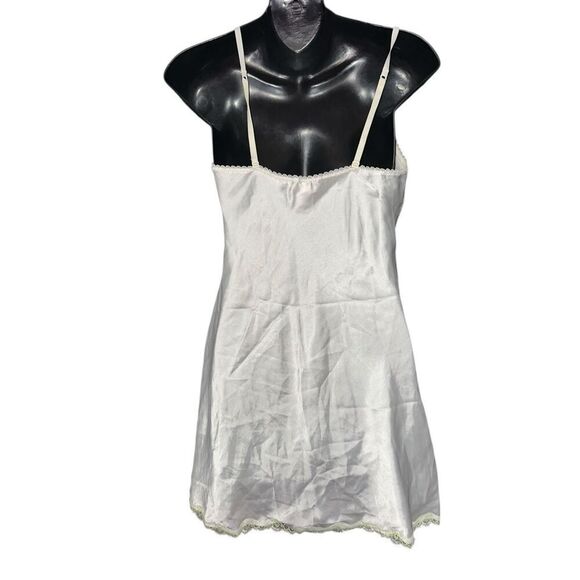 Beautiful Victoria's Secret Lace chemise dress Babydoll size large S/P cream mul - Picture 6 of 10